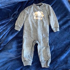 Boys Roots one piece outfit size 18-24 M